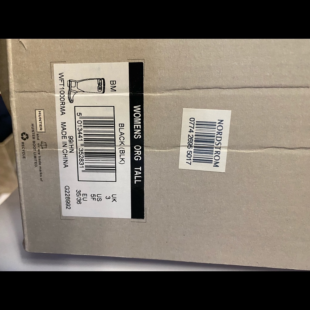 Hunter Boots size 5, worn once - Picture 3 of 3